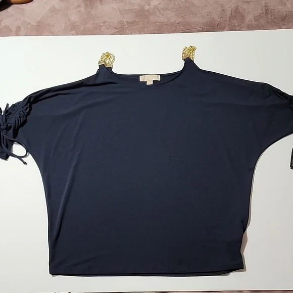 Michael Kors Cold Shoulder With Gold Chain Strap. 3/4 Sleeves. Size L - Picture 5 of 14